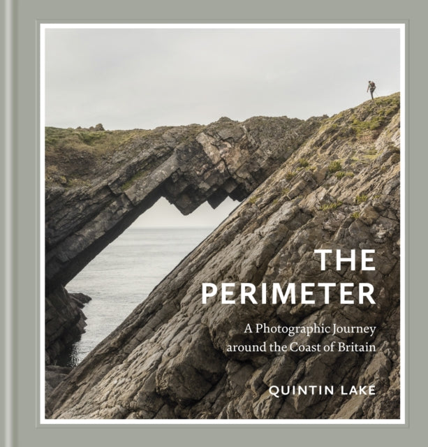 The Perimeter : A Photographic Journey around the Coast of Britain - 9781529154450